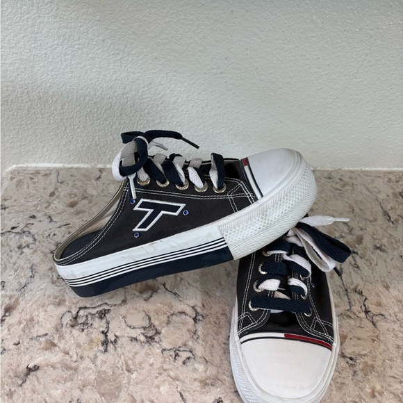 Y2K Tommy Hilfiger Navy and White Women's Slip On Sneakers - Picture 2 of 7